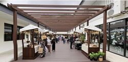 Kensington Park Road (D19), Retail #622568321